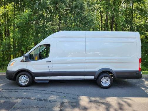 2022 Ford Transit-350 Base