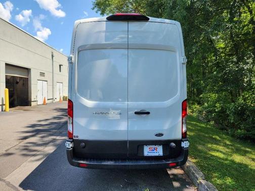 2022 Ford Transit-350 Base