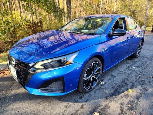 2025 Nissan Altima SR