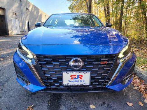 2025 Nissan Altima SR