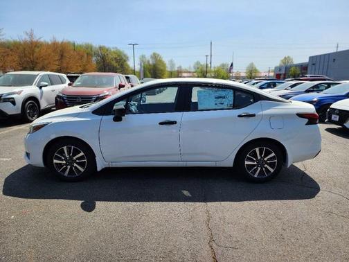 2025 Nissan Versa 1.6 S
