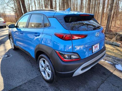 2022 Hyundai KONA SEL