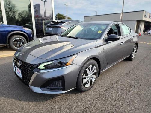2025 Nissan Altima S