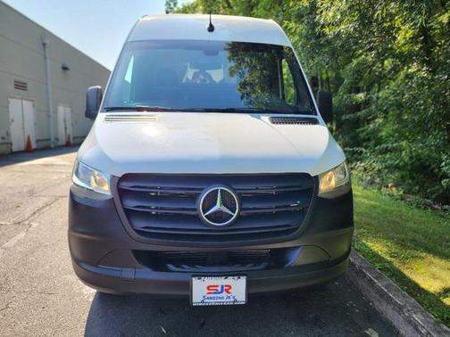 2023 Mercedes-Benz Sprinter 2500 Cargo 144 WB