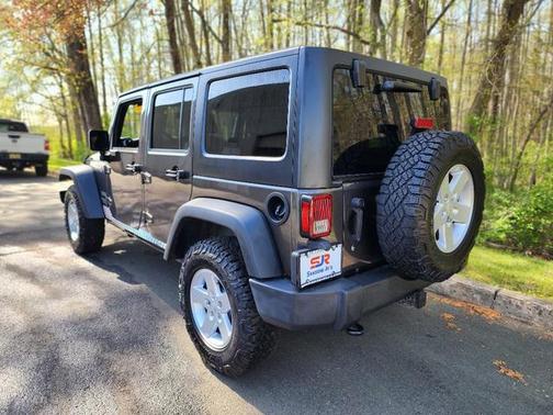 2017 Jeep Wrangler Unlimited Sport