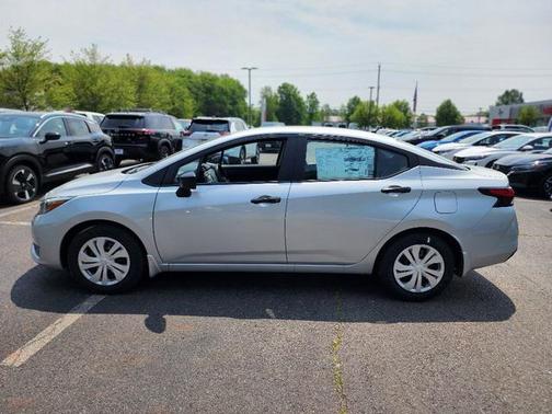 2025 Nissan Versa 1.6 S