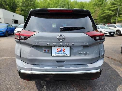 2025 Nissan Rogue Platinum