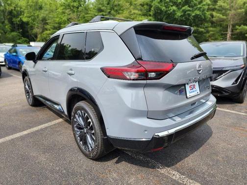 2025 Nissan Rogue Platinum