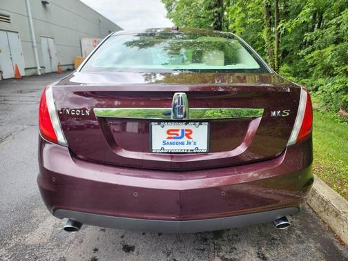 2011 Lincoln MKS Base