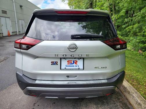 2022 Nissan Rogue SL