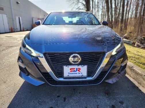 2022 Nissan Altima 2.5 SV