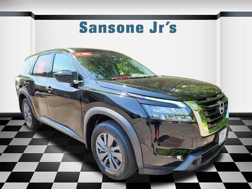 2024 Nissan Pathfinder S