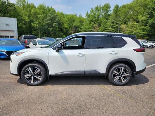 2025 Nissan Rogue SL