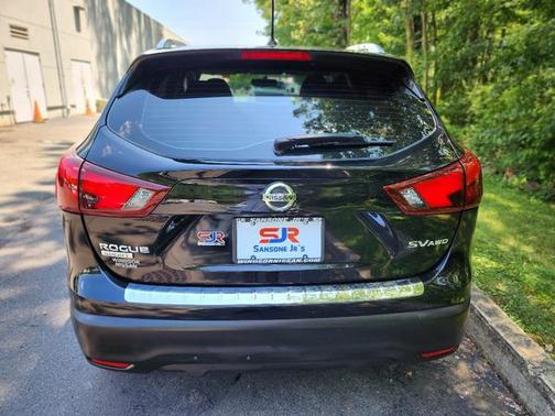 2017 Nissan Rogue Sport SV