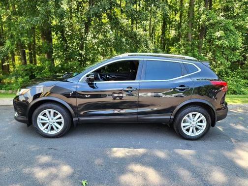 2017 Nissan Rogue Sport SV
