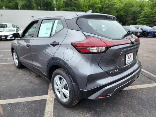 2025 Nissan Kicks S