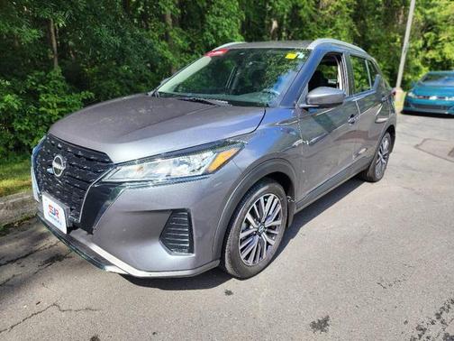 2022 Nissan Kicks SV