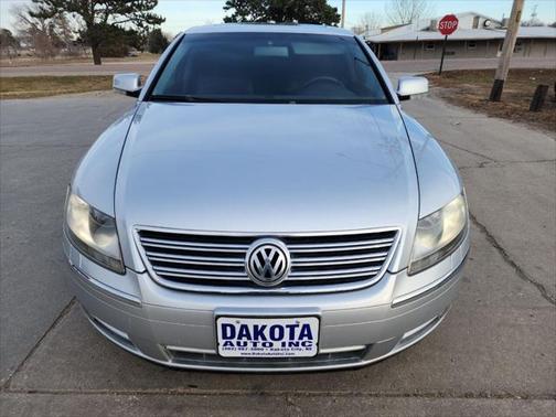 Papillon Silver Heliochrome 2004 Volkswagen Phaeton V8