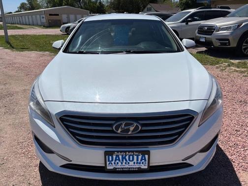 Quartz White Pearl 2016 Hyundai SONATA SE