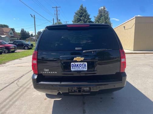 2014 Chevrolet Suburban 1500 LT