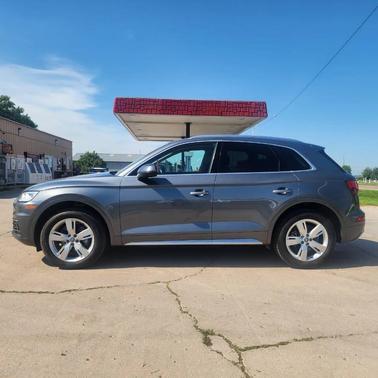 2018 Audi Q5 2.0T Premium Plus