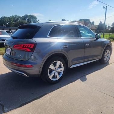 2018 Audi Q5 2.0T Premium Plus