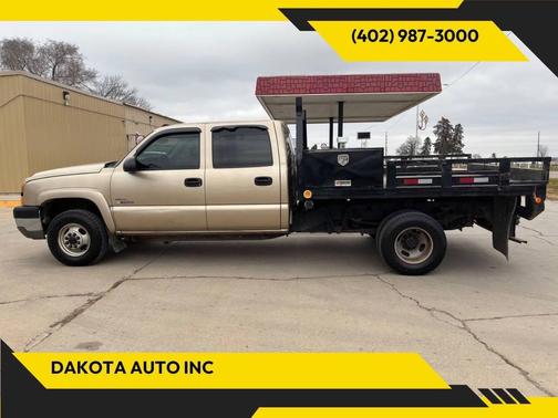 2005 Chevrolet Silverado 3500 LS Crew Cab