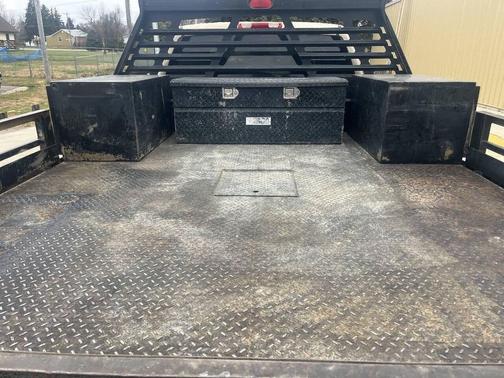 2005 Chevrolet Silverado 3500 LS Crew Cab