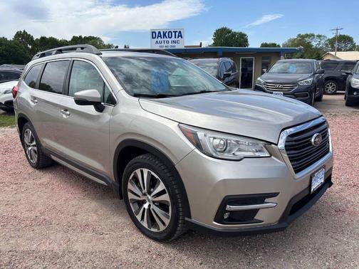Tungsten Metallic 2019 Subaru Ascent Limited 7-Passenger