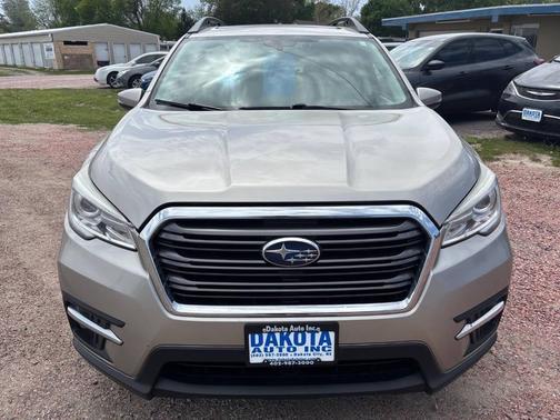 Tungsten Metallic 2019 Subaru Ascent Limited 7-Passenger