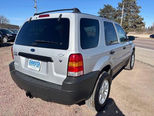 2005 Ford Escape XLT