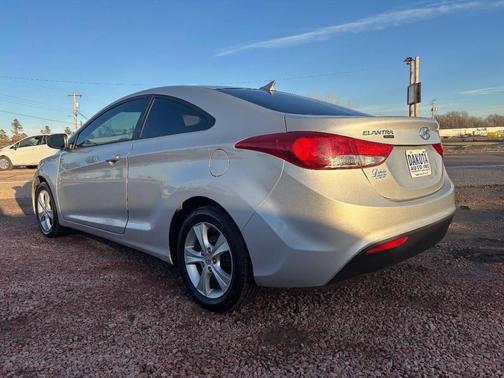2013 Hyundai ELANTRA GS