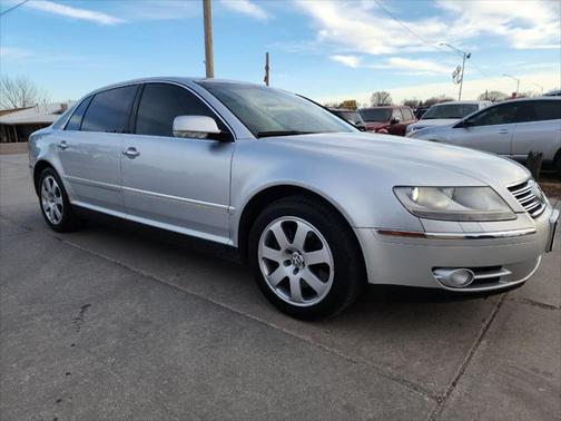 2004 Volkswagen Phaeton V8