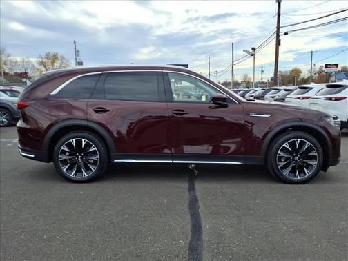 2024 Mazda CX-90 PHEV Premium Plus