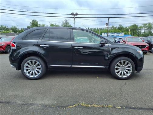 2015 Lincoln MKX Base