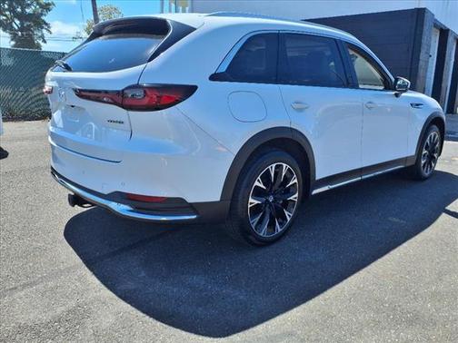 2024 Mazda CX-90 PHEV Base