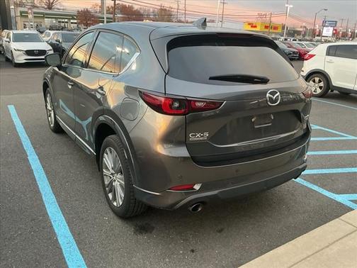 2023 Mazda CX-5 Signature