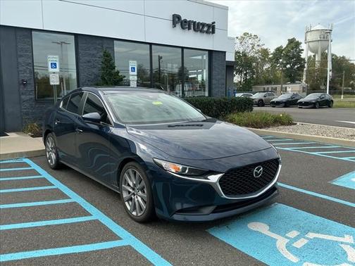 2022 Mazda Mazda3 FWD w/Select Package