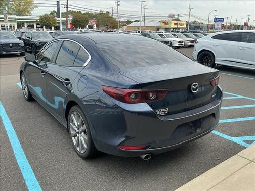2022 Mazda Mazda3 FWD w/Select Package