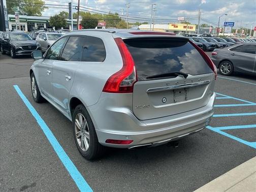 2016 Volvo XC60 T6 Platinum