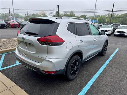 2018 Nissan Rogue SV