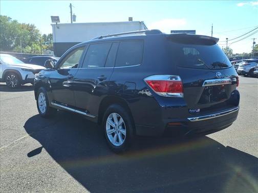 2012 Toyota Highlander SE