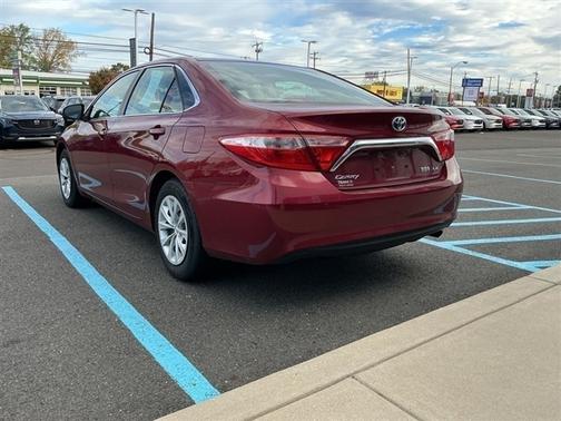 2015 Toyota Camry Hybrid SE
