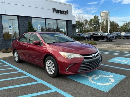 2015 Toyota Camry Hybrid SE