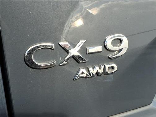 2023 Mazda CX-9 Carbon Edition