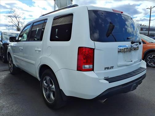 2015 Honda Pilot SE