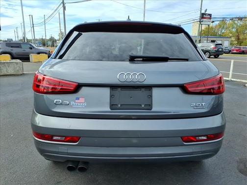 2017 Audi Q3 2.0T Premium
