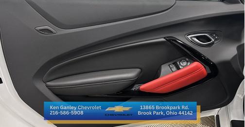 2023 Chevrolet Camaro RWD Convertible LT1