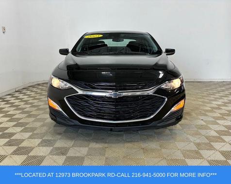 Mosaic Black Metallic 2023 Chevrolet Malibu FWD RS