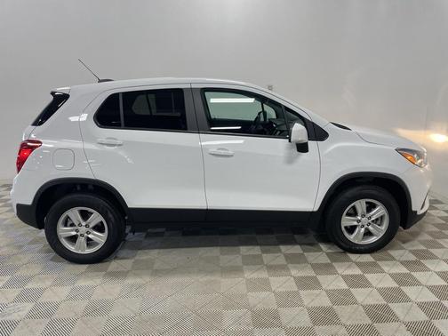 2022 Chevrolet Trax LS